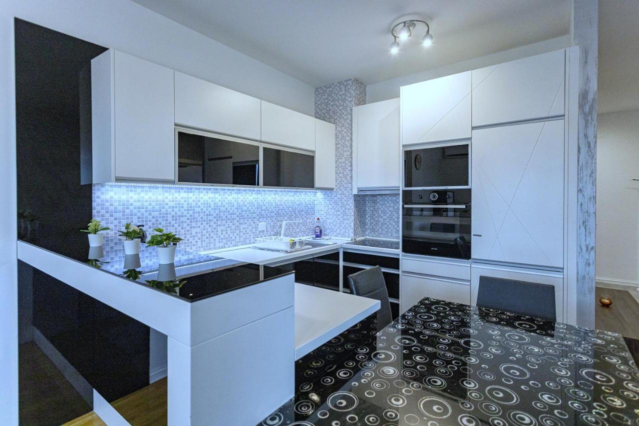 Pleasure Lux1 Apartment Belgrado Buitenkant foto