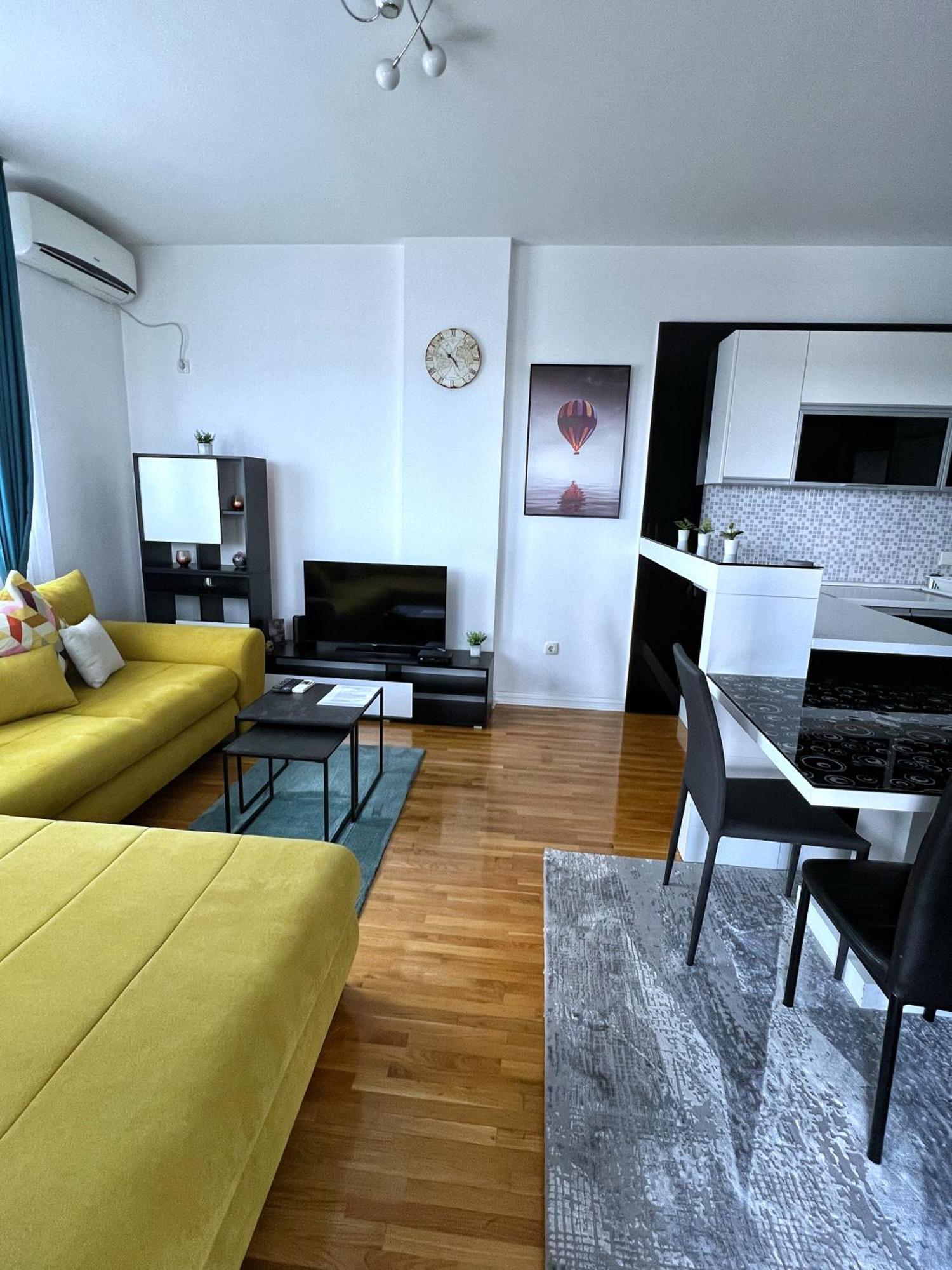 Pleasure Lux1 Apartment Belgrado Buitenkant foto