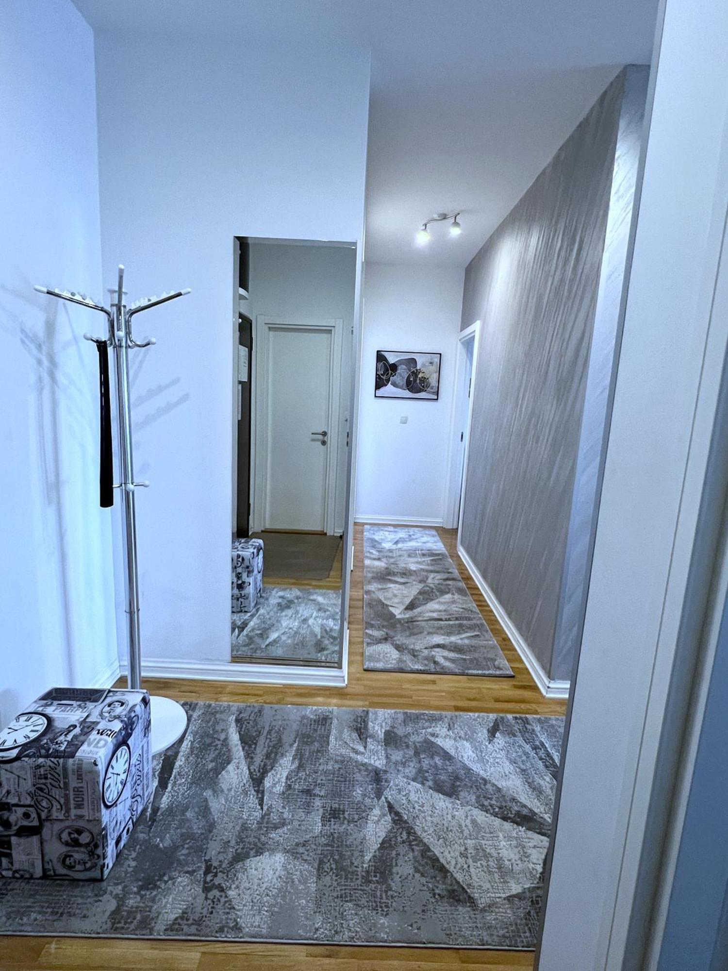 Pleasure Lux1 Apartment Belgrado Buitenkant foto